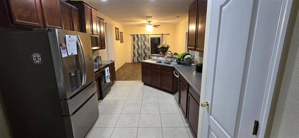 gated pool community in ruskin fl