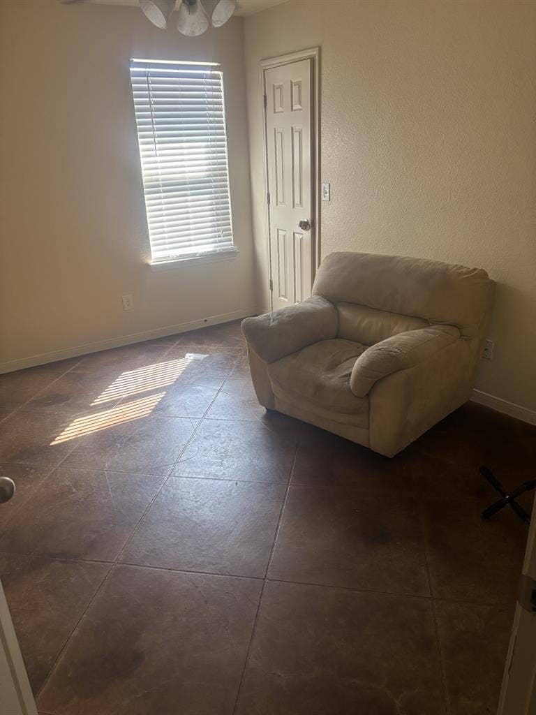 READ DESCRIPTION PLEASE!!