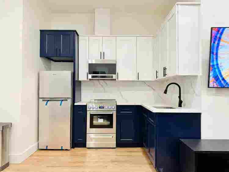 Jefferson Ave – # (t.t.t)