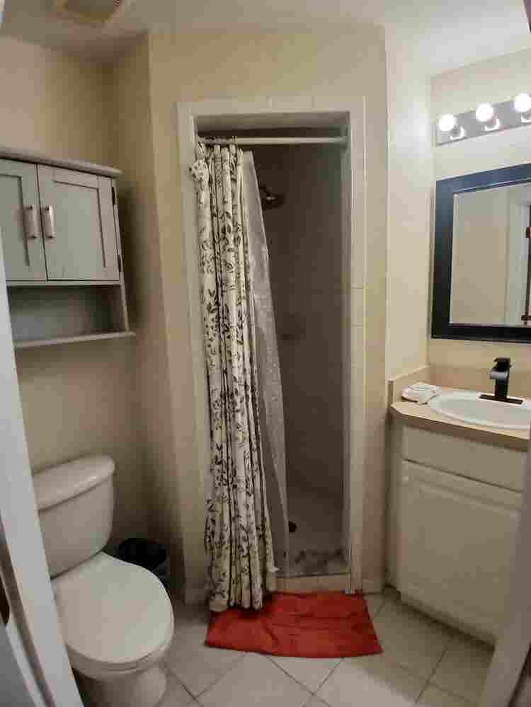 Single room for rent