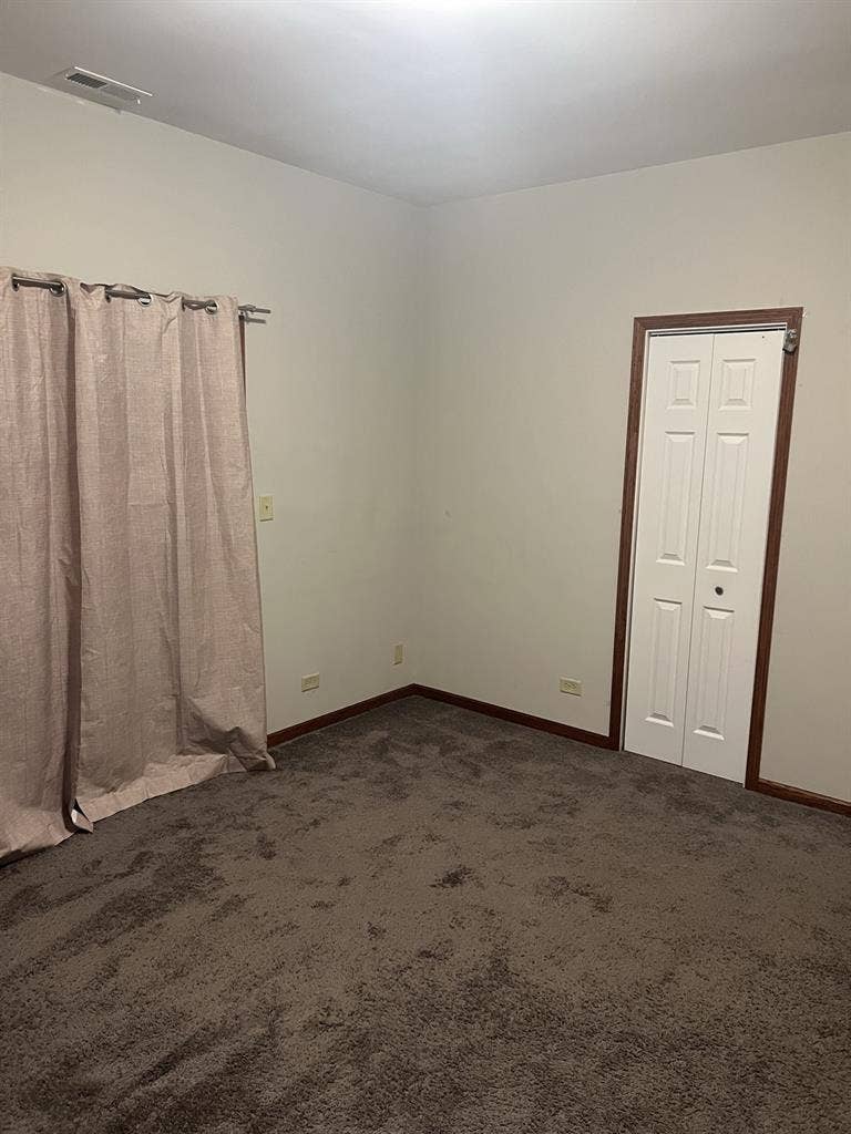 Large room closet private balcony