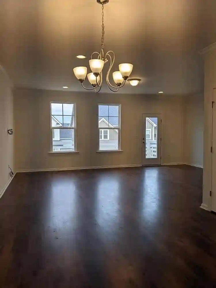 4 BR in Apex