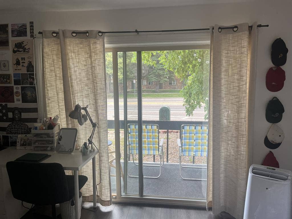 CU Apt On The Hill 3 BED Spring Sub