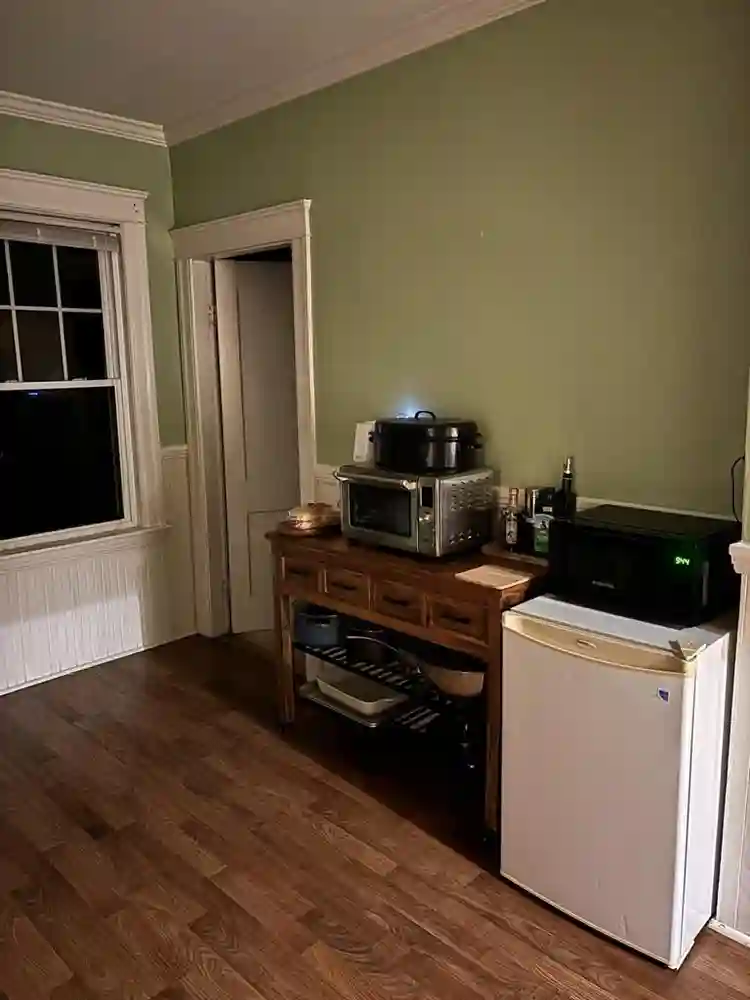 Looking for A Roommate!! :)