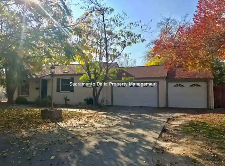 Private Room in Shared House