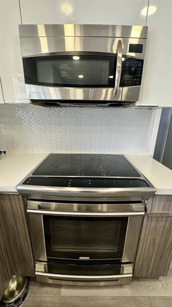 Habitación disponible en Hallandale