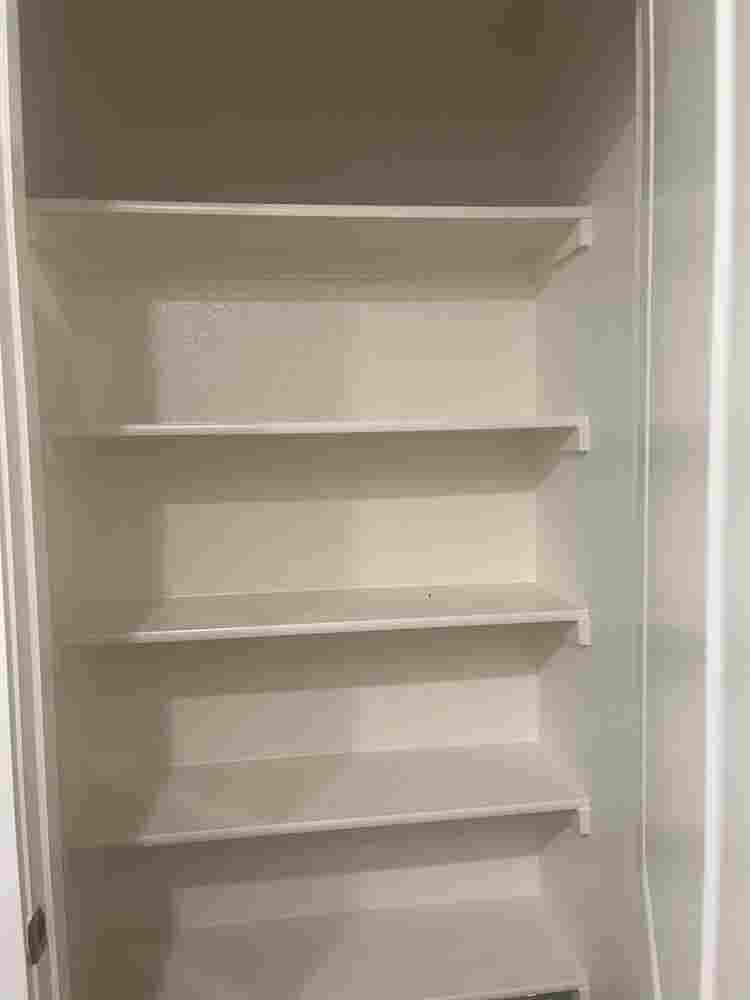 One bedroom in townhouse