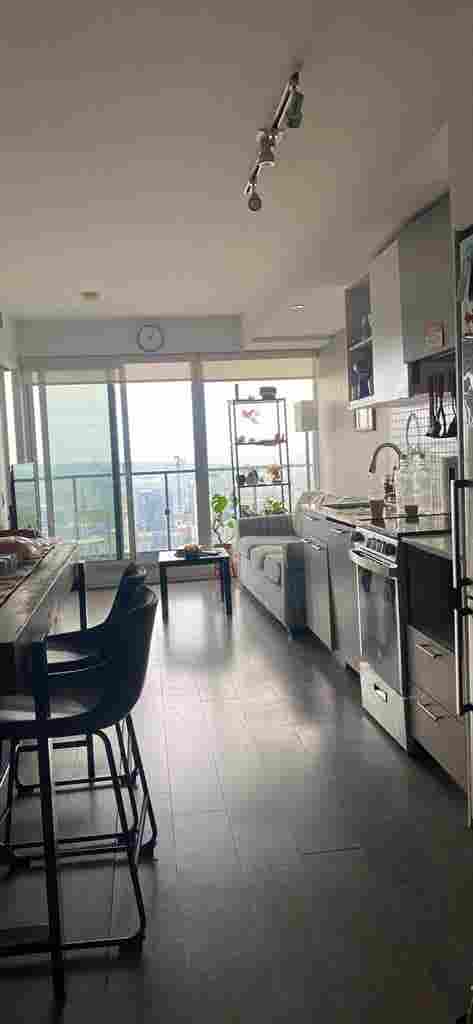 Temporary stay mid mov to jan end