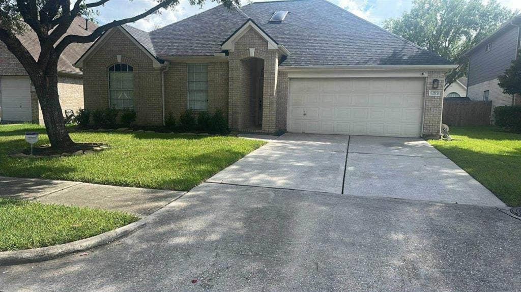 Private room with shared bathroom