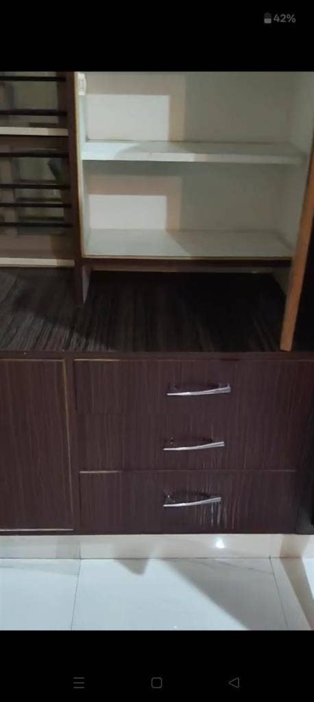 Looking for a female roommate