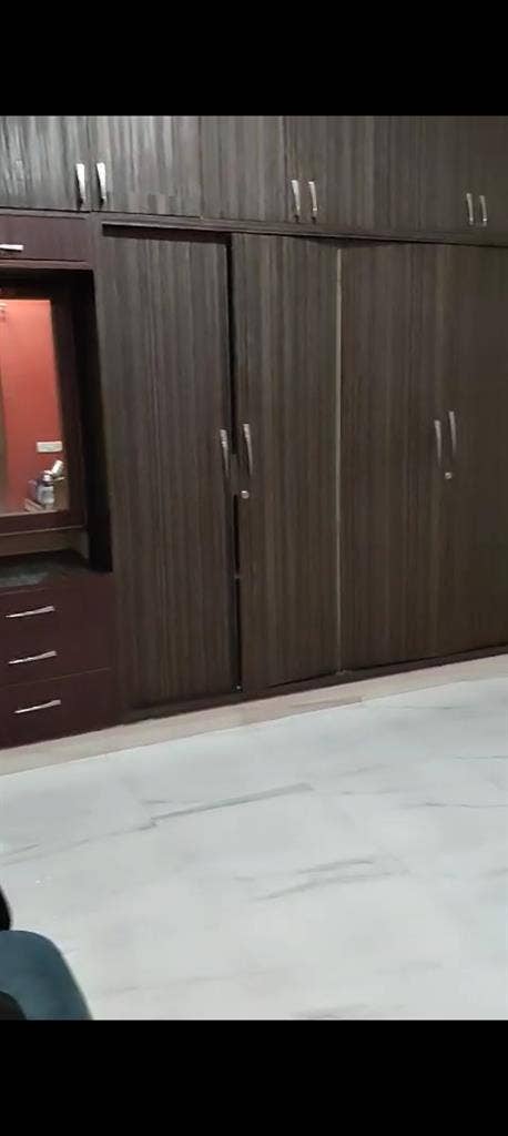 Looking for a female roommate