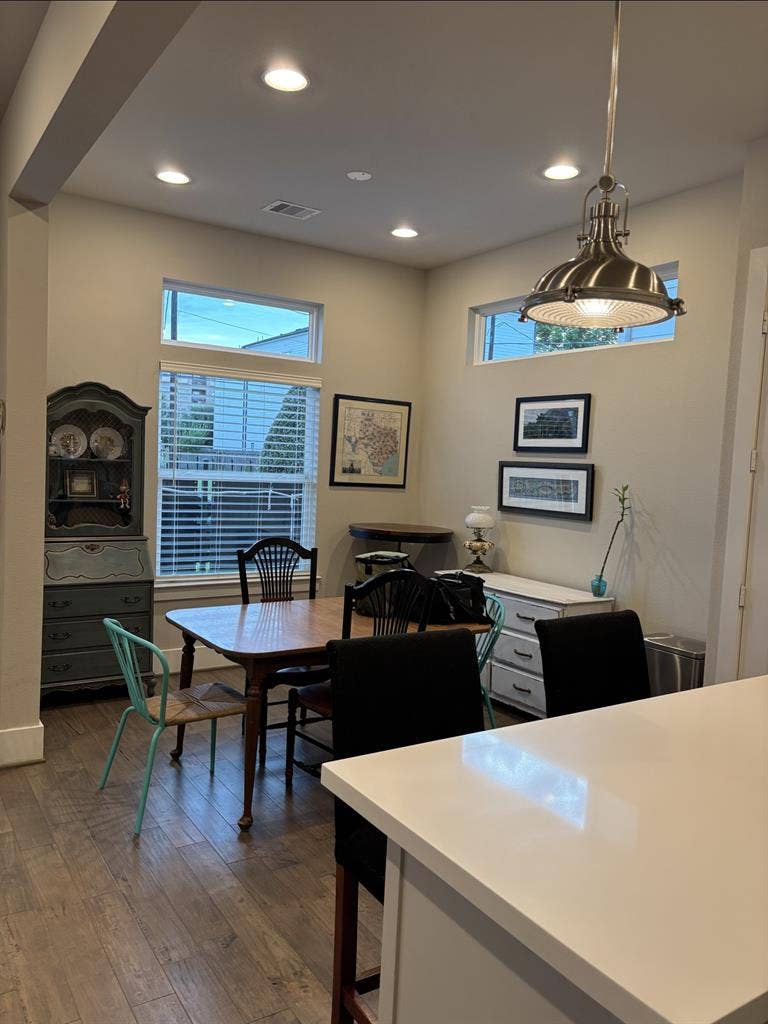 Awesome home in midtown -female or