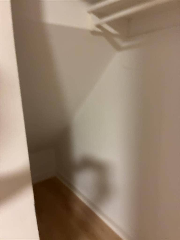 1 PERSON ONLY private unit