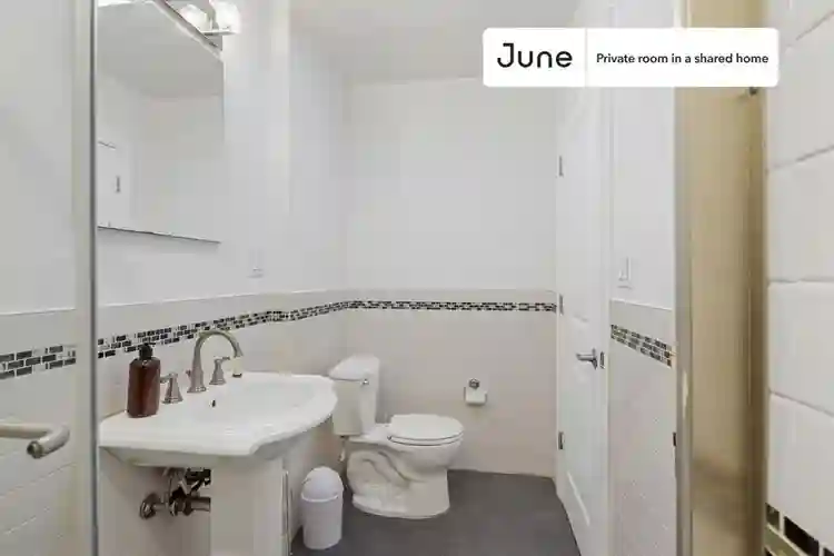 4 BR in New York City