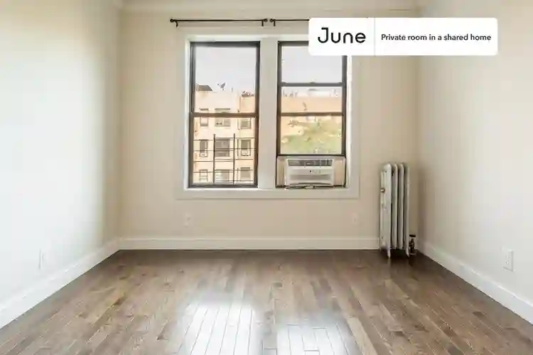 4 BR in New York City