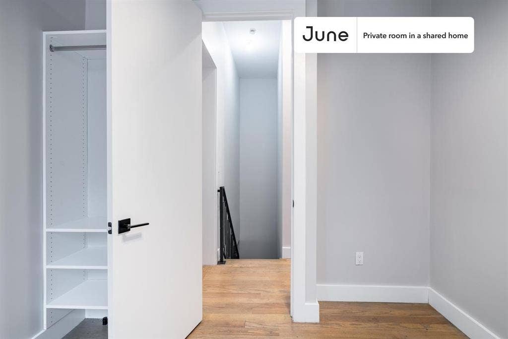 6 BR in New York City