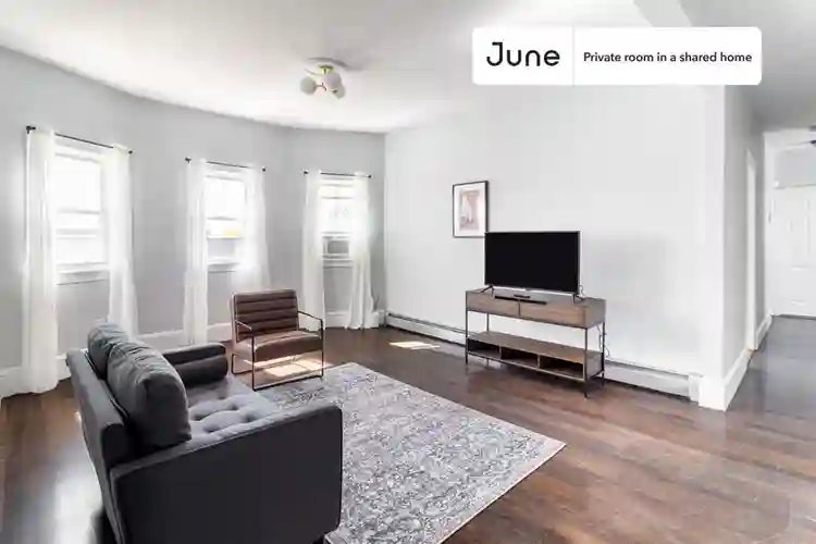 4 BR in Boston