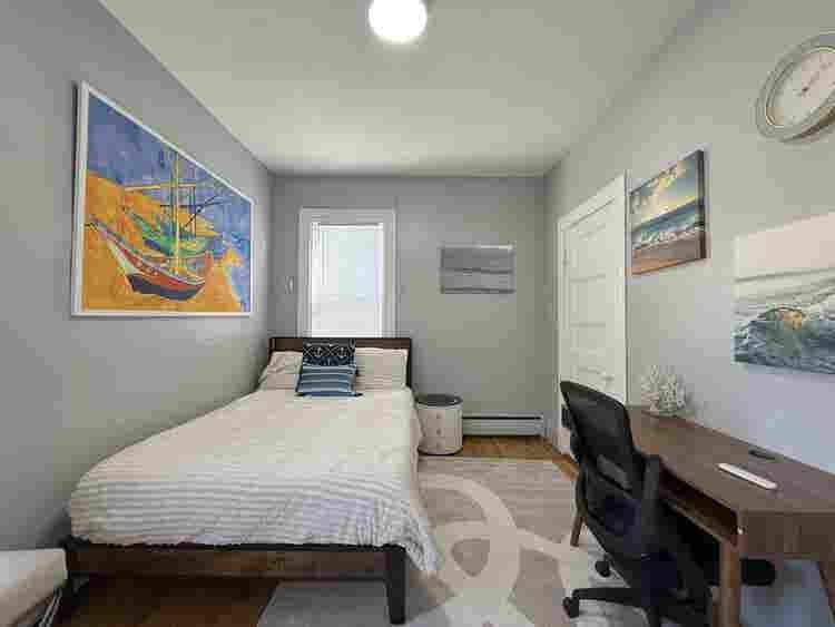 2BR Apartment with Private Deck