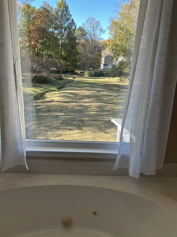 Master Bedroom/Includes Utilities