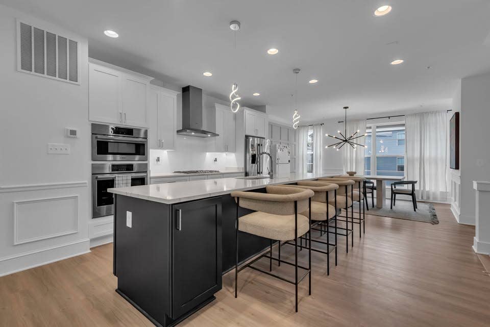 Bedroom w/ Private Bath + Office