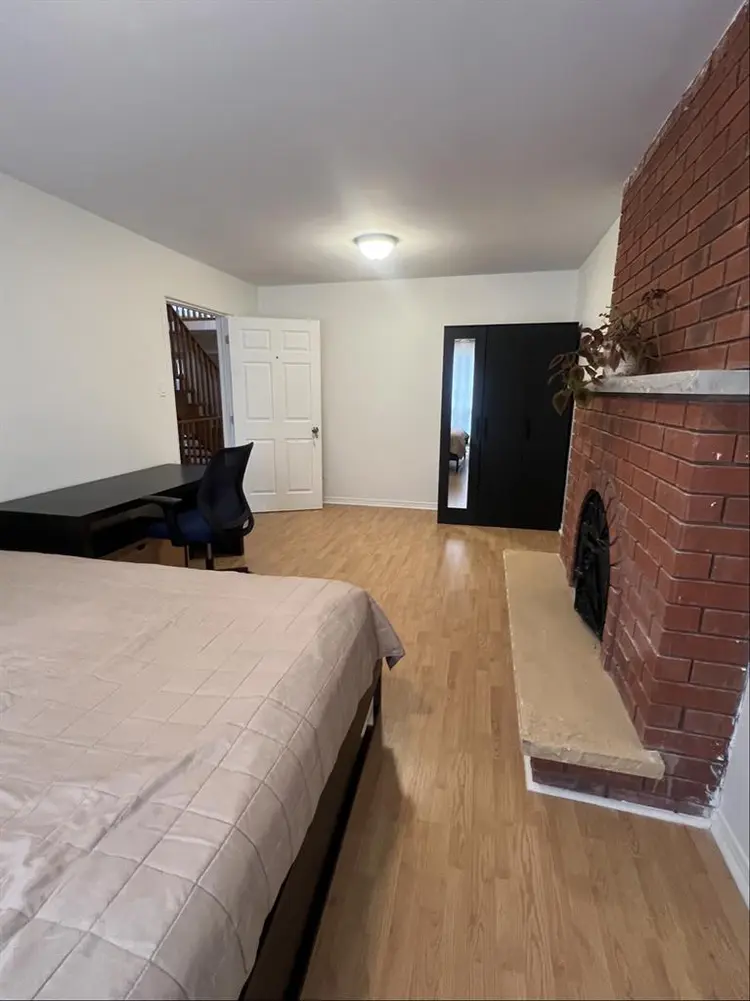 A spacious and bright room $