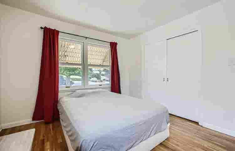 Seeking January roommate