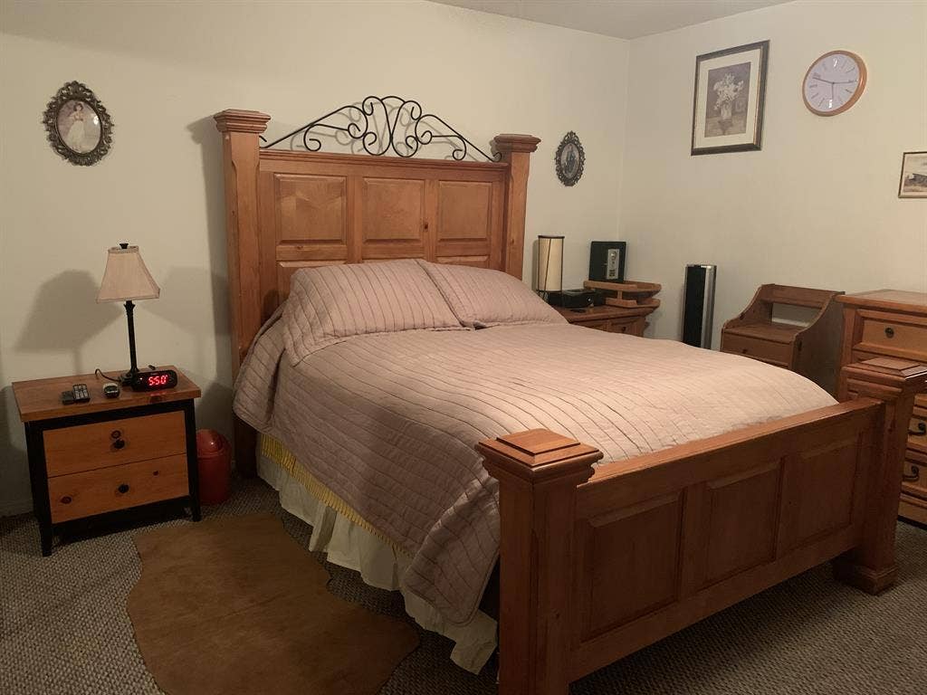 ROOM FOR RENT ( GARDENA )