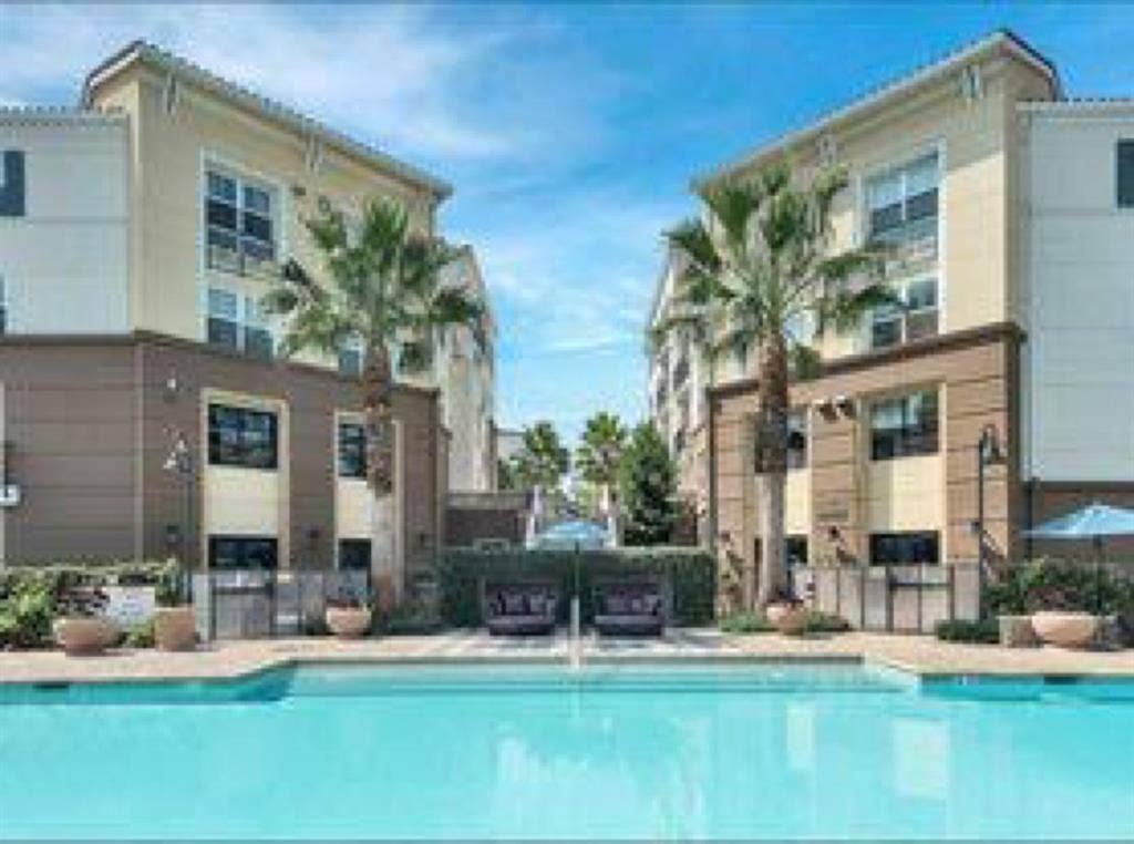 Looking for a tenant