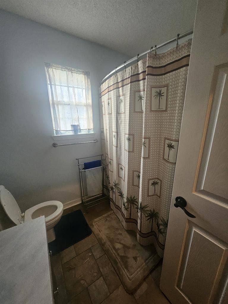 Quiet easy access near Hurlburt