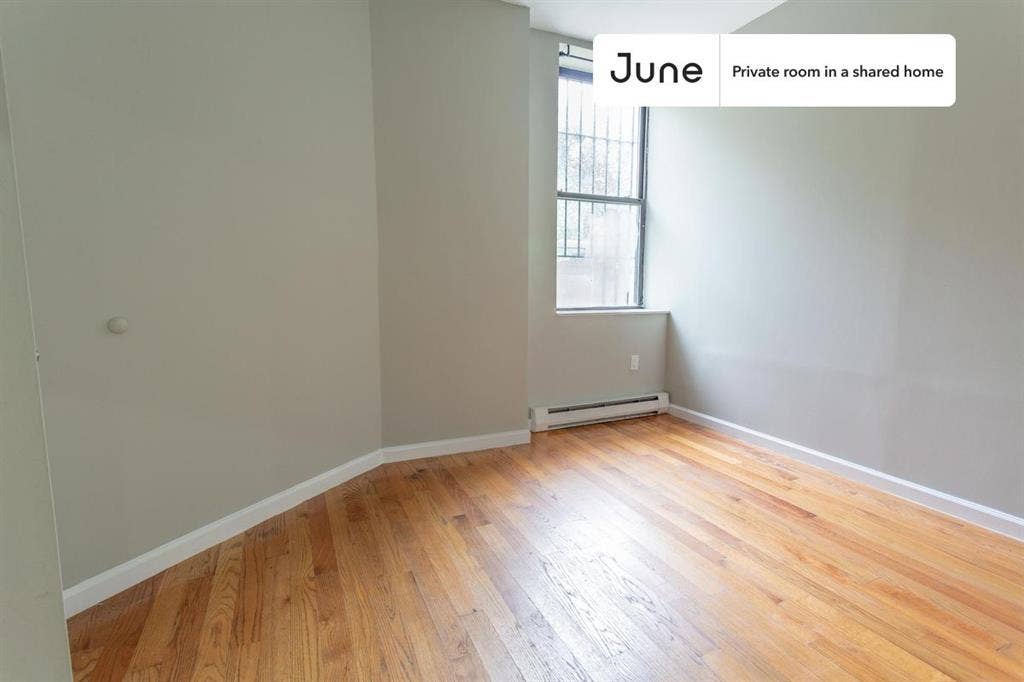 4 BR in New York City