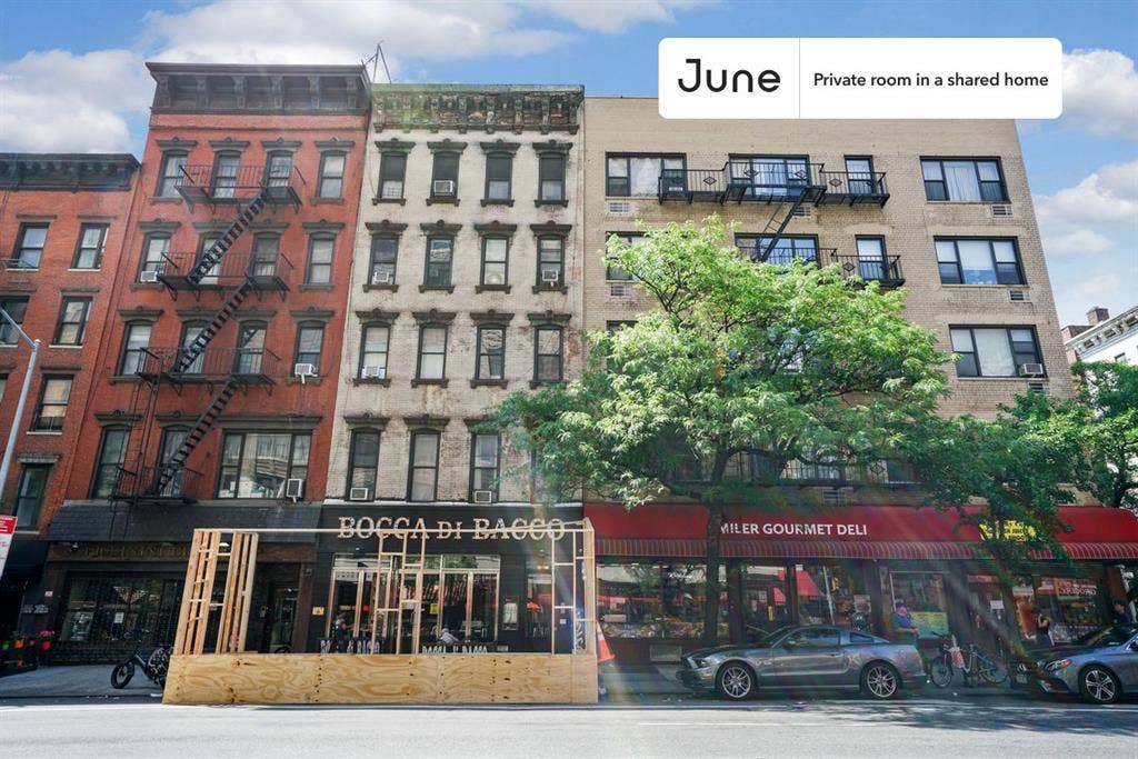 3 BR in New York City