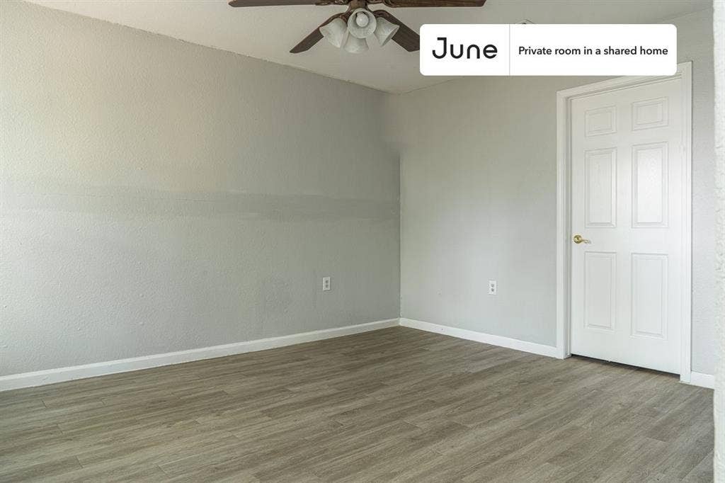 3 BR in Austin