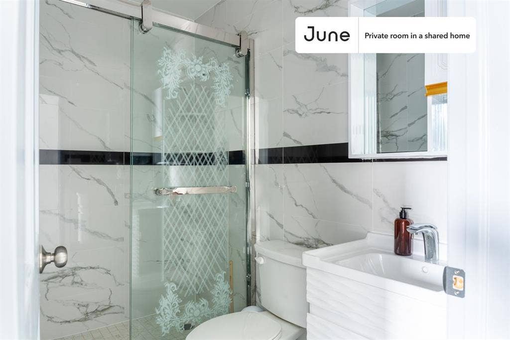 4 BR in New York City