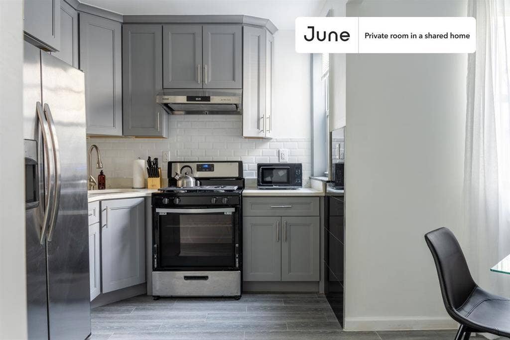 4 BR in New York City