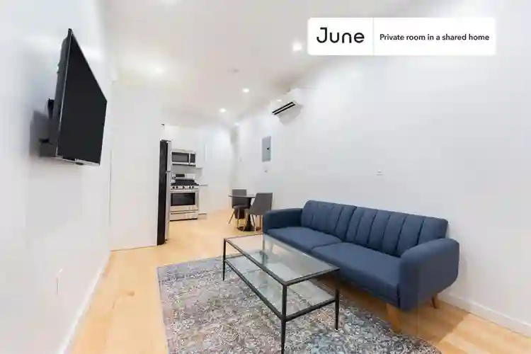 4 BR in New York City