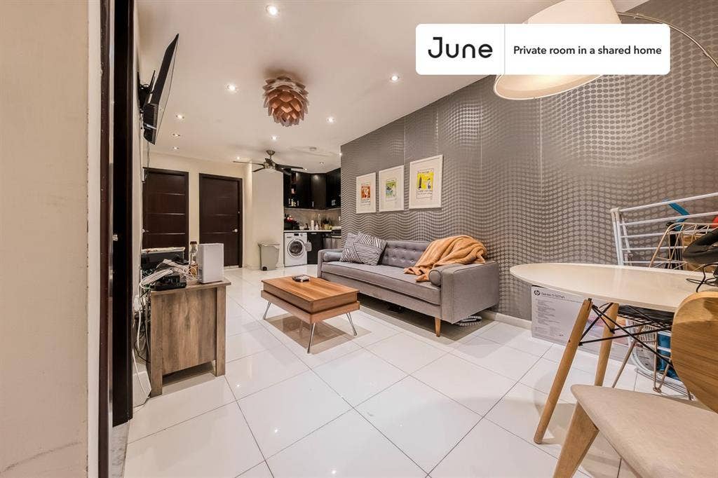 4 BR in New York City