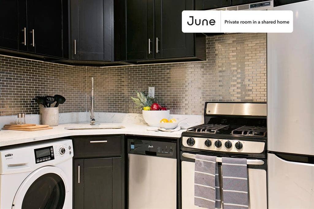 4 BR in New York City