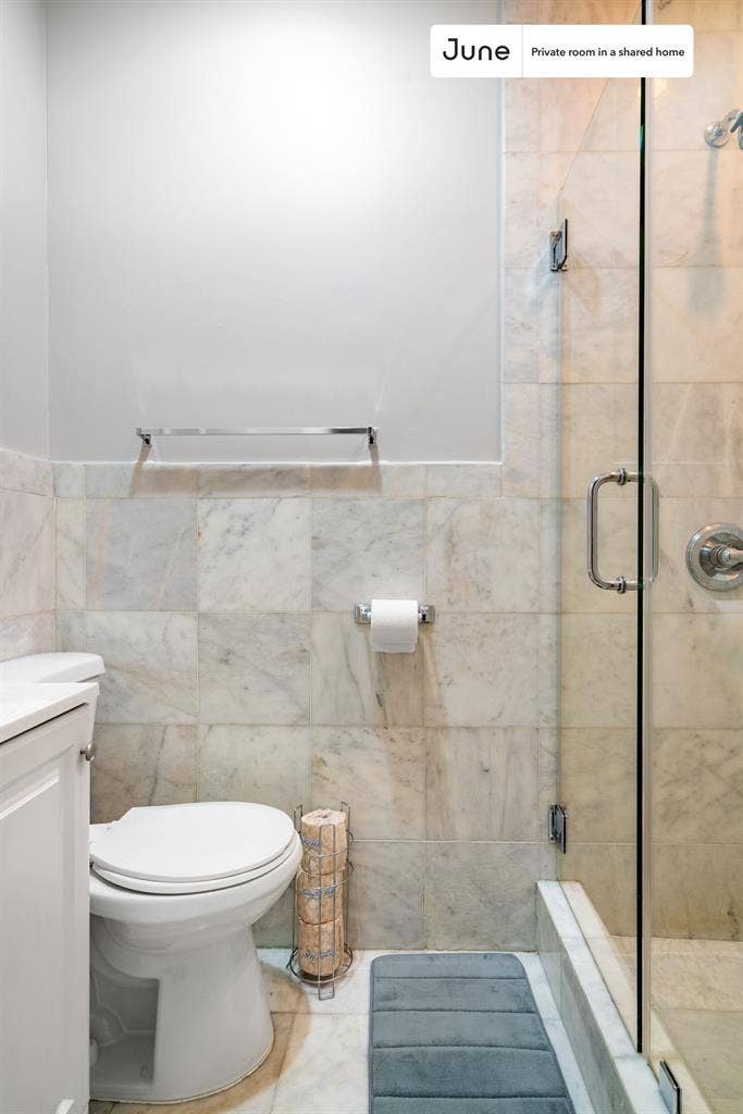 2 BR in New York City