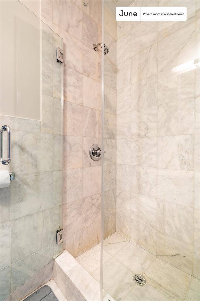 2 BR in New York City