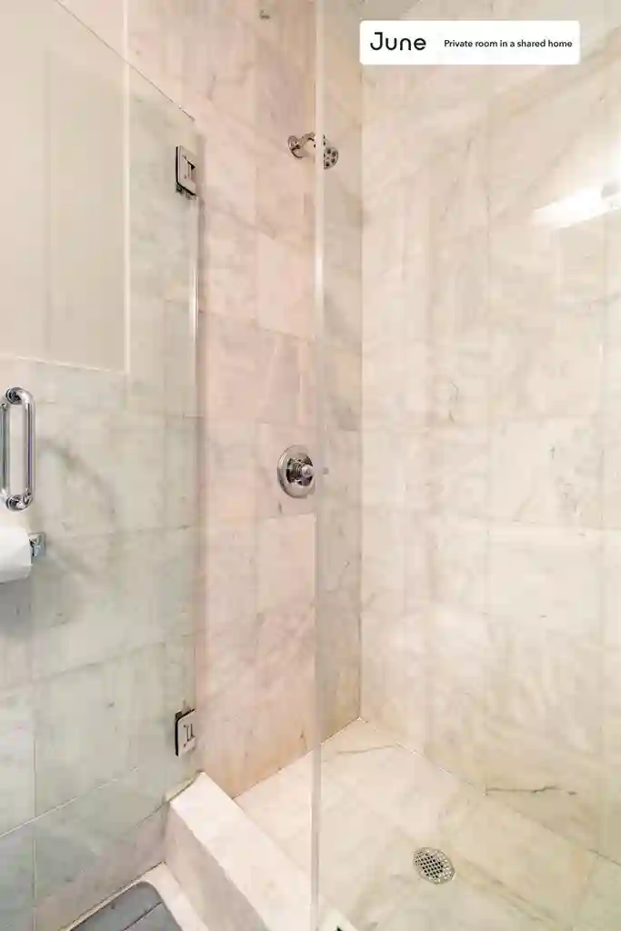 2 BR in New York City