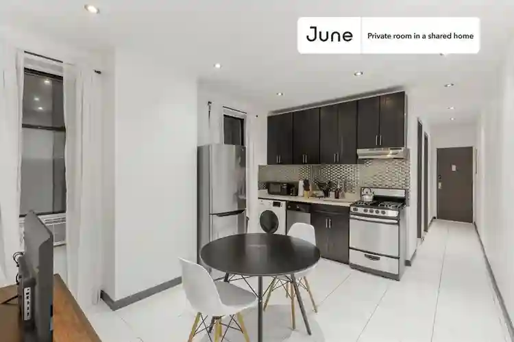3 BR in New York City