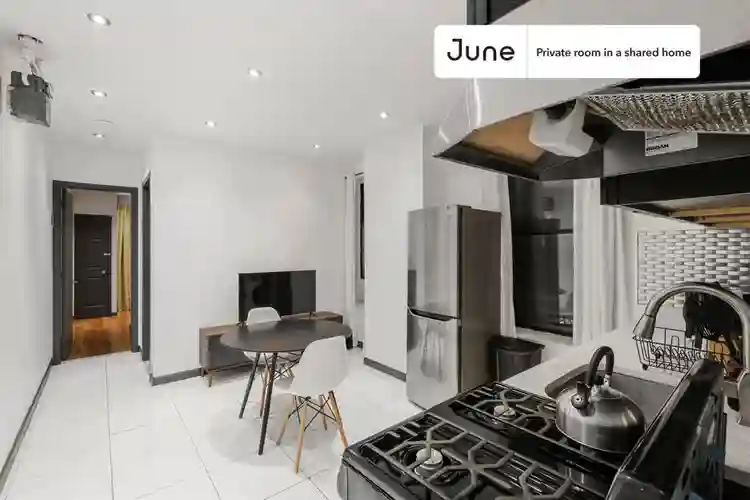 3 BR in New York City