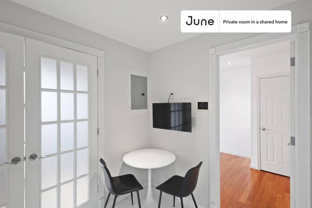 3 BR in New York City