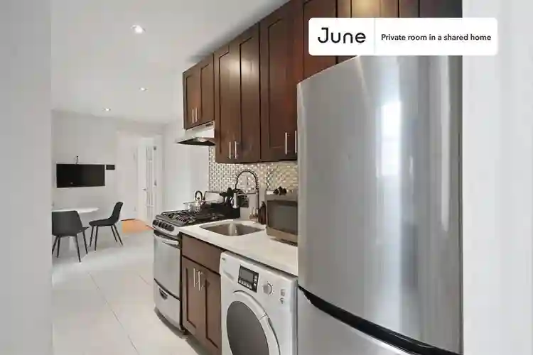 3 BR in New York City