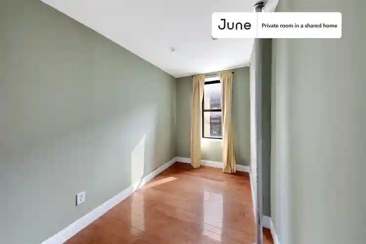 4 BR in New York City