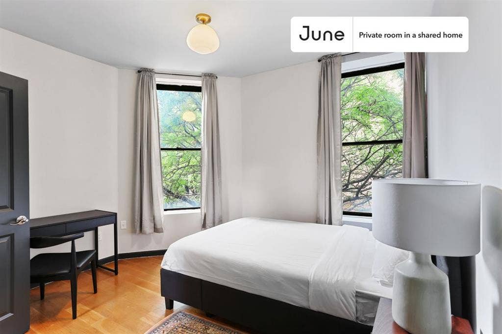 4 BR in New York City