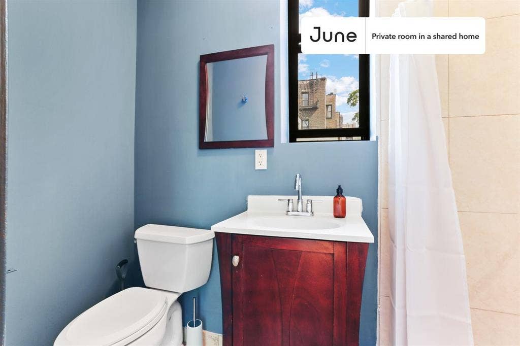 4 BR in New York City