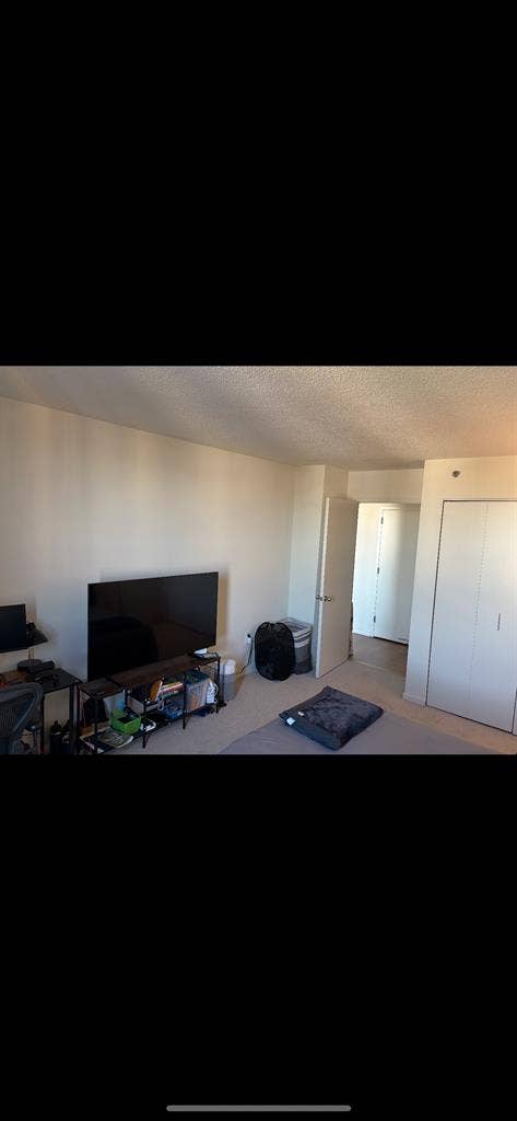 Private Bedroom+Bathroom 7m to PATH