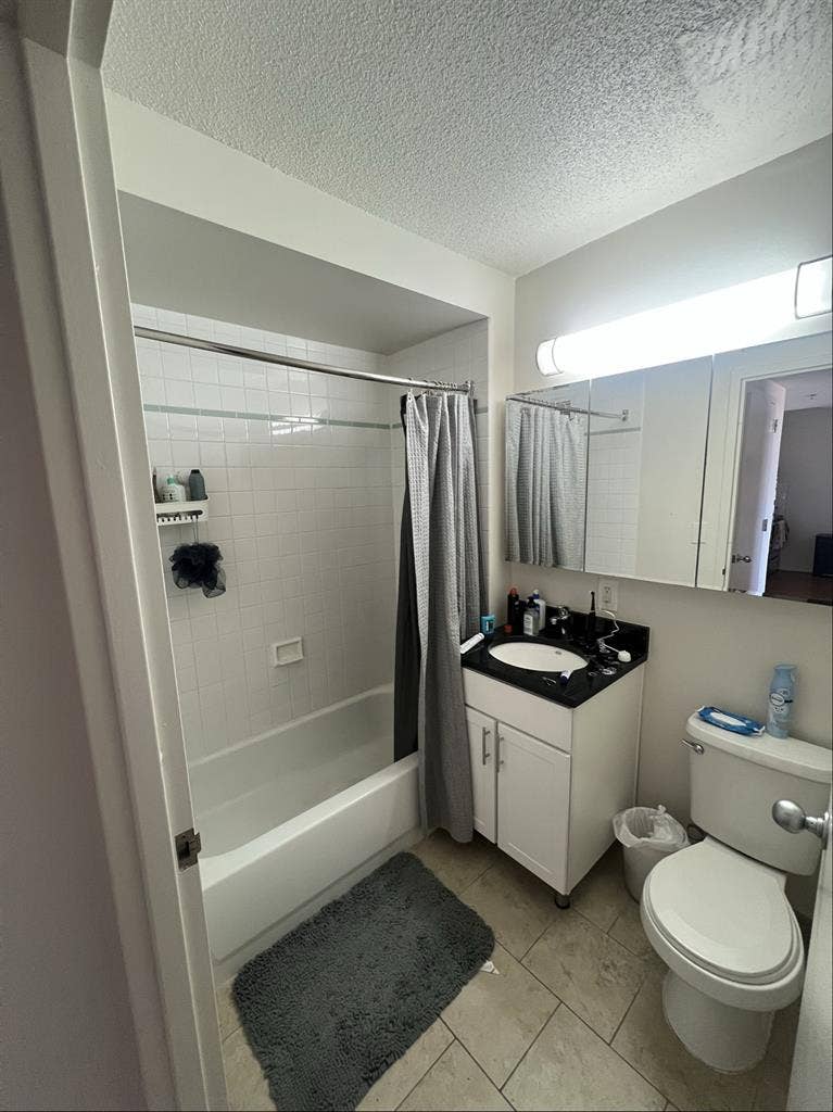 Private Bedroom+Bathroom 7m to PATH