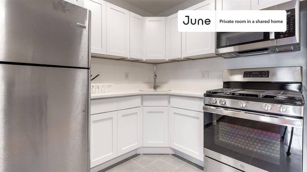 4 BR in New York City